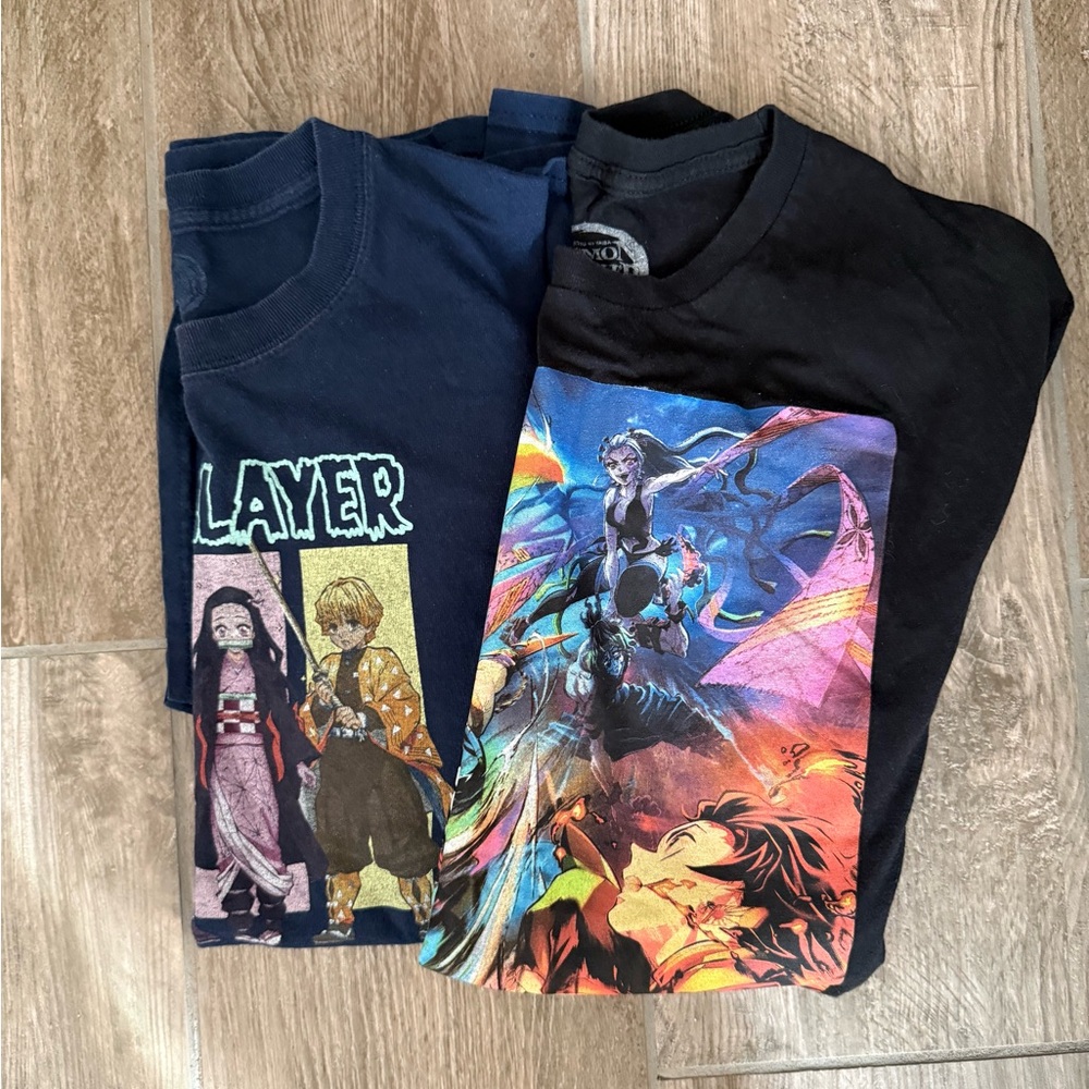 Demon Slayer Anime Grahic T-Shirt Bundle Lot 2 Large Hot Topic